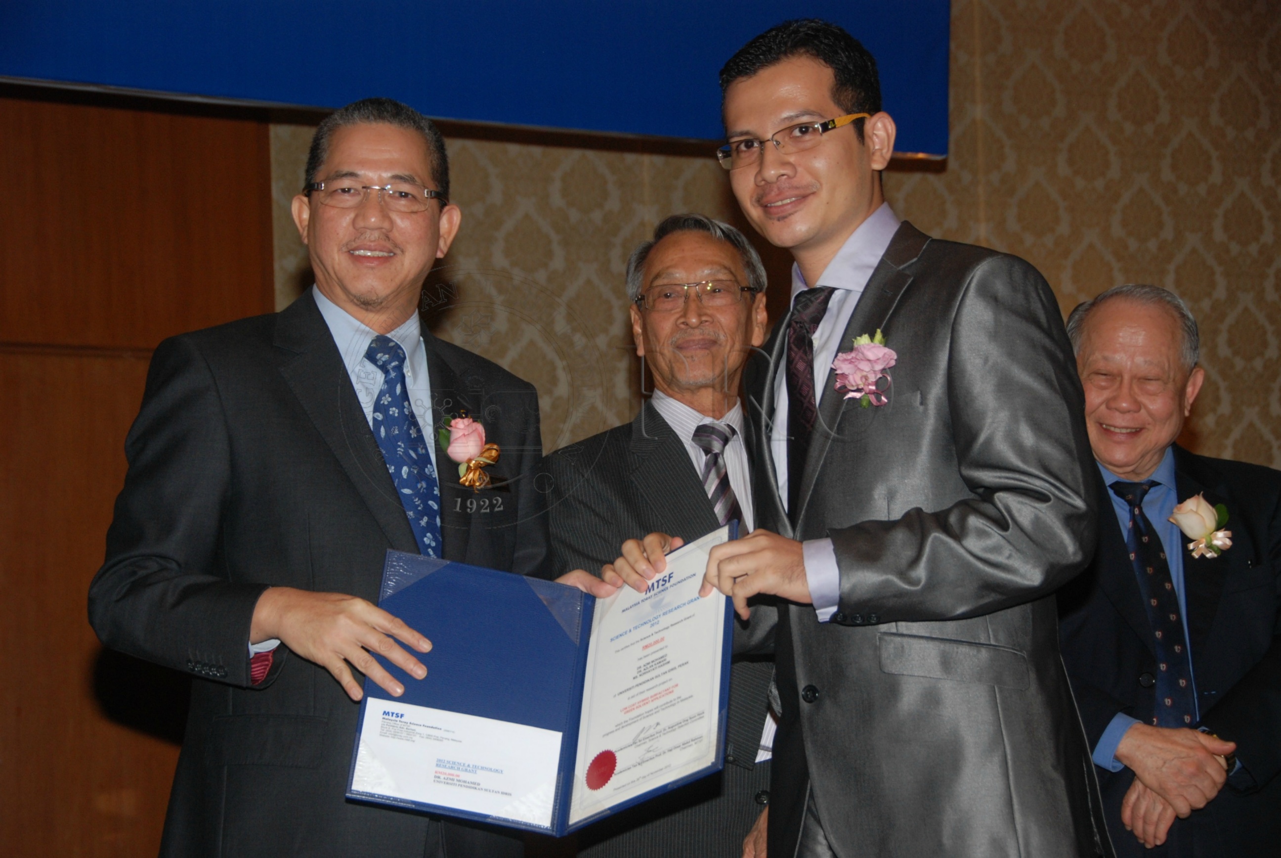 PRO 12 135 toray DSC 9085